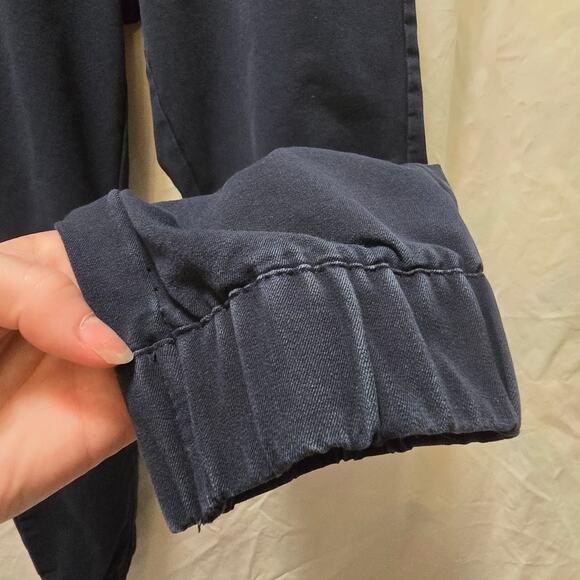 Abercrombie & Fitch navy blue A&F 4-way Stretch Crossover Jogger large - Picture 5 of 9